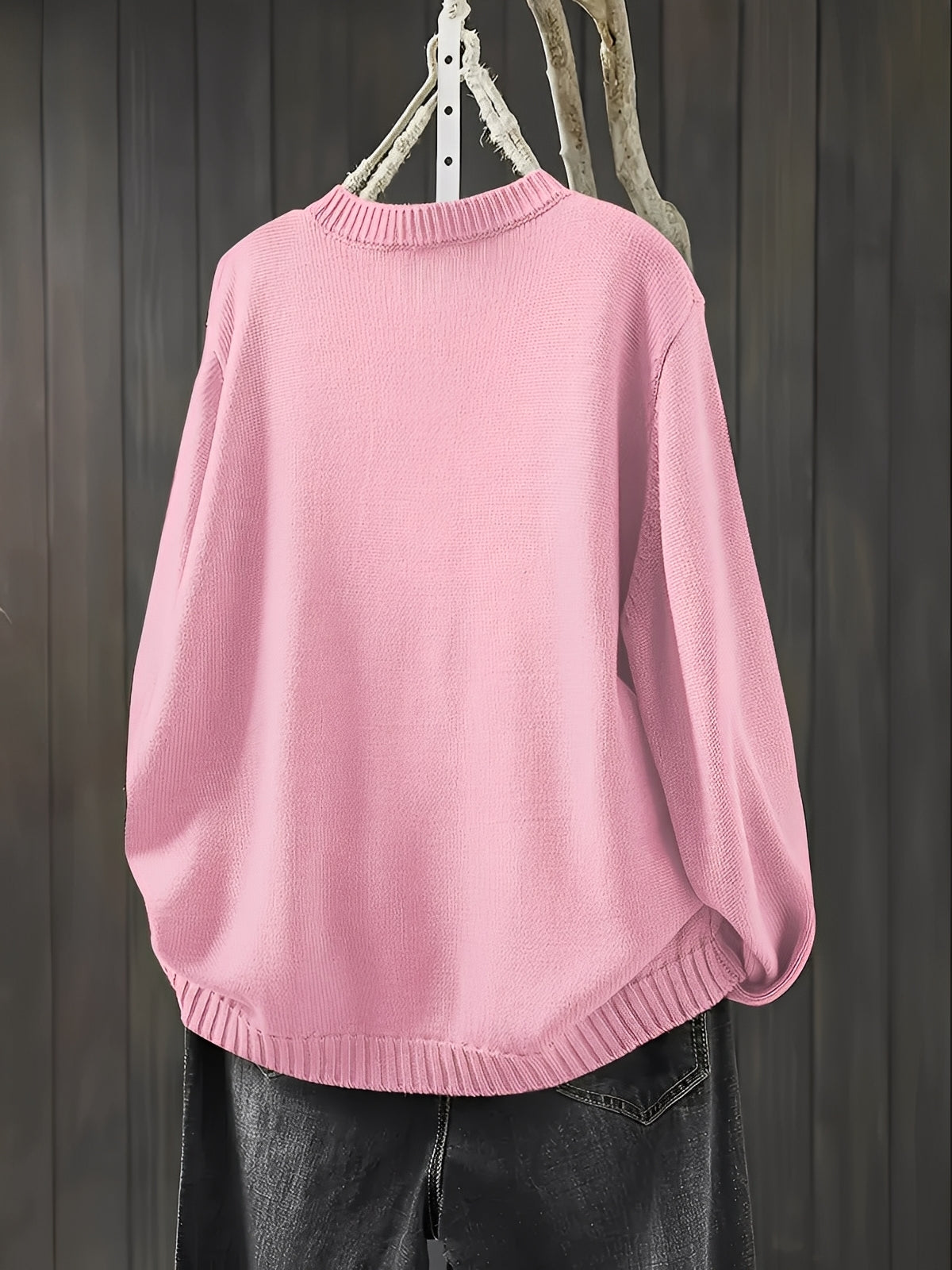 Lena – bekväm och stilfull kofta med dekorativa knappar